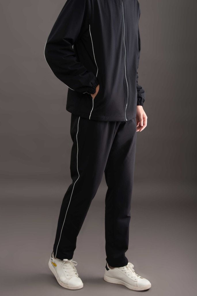 Bộ Thể Thao Dài Tay GENEROS Đen MF030122001