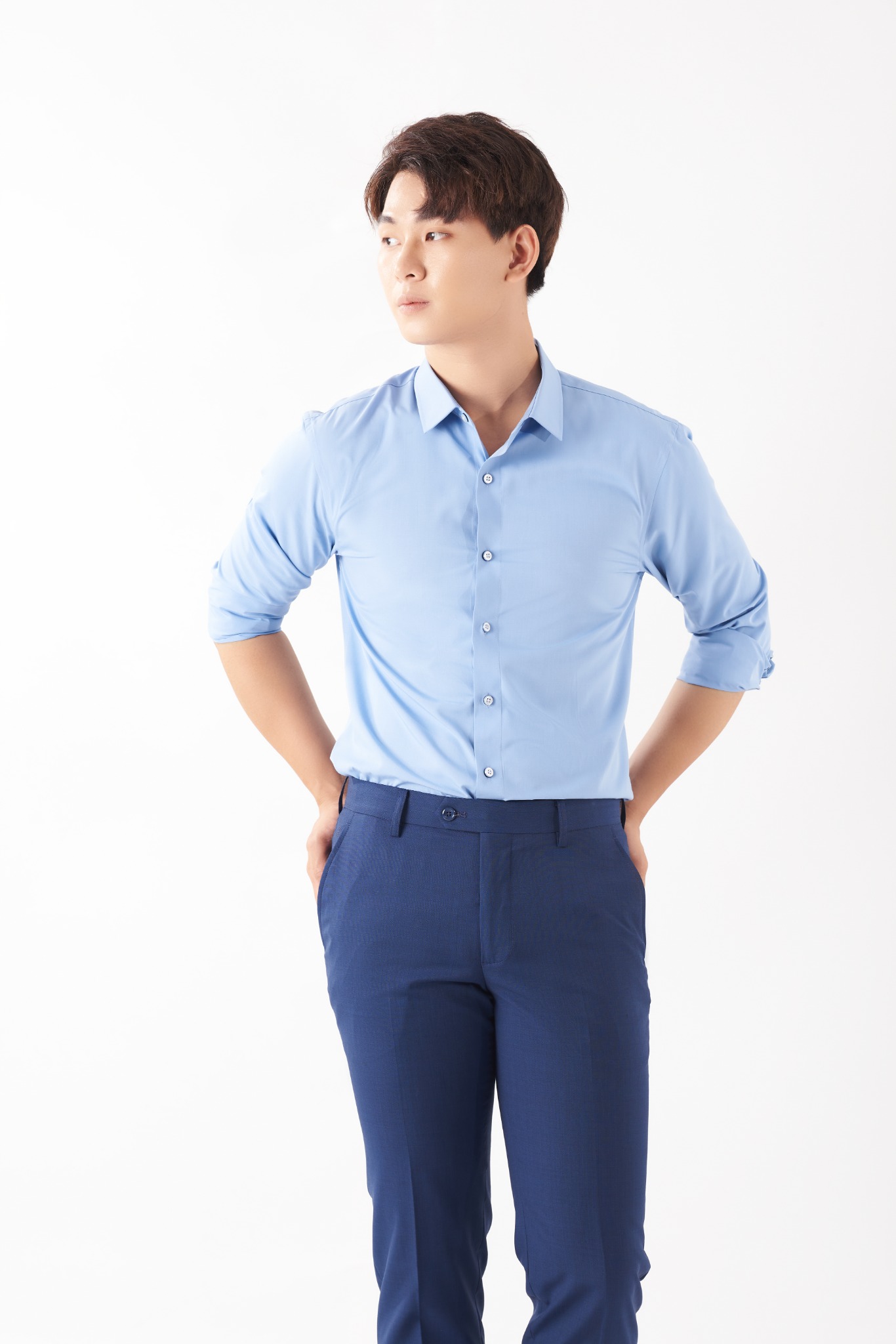 Áo sơ mi trắng nam slimfit form đẹp dáng chuẩn cho quý ông Phan Nguyễn #4 Áo sơ mi trắng nam slimfit form đẹp dáng chuẩn cho quý ông Phan Nguyễn