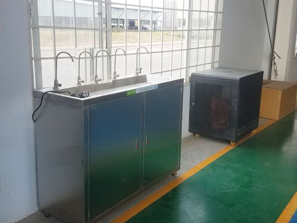  Máy lọc nước uống công nghiệp 5 vòi 