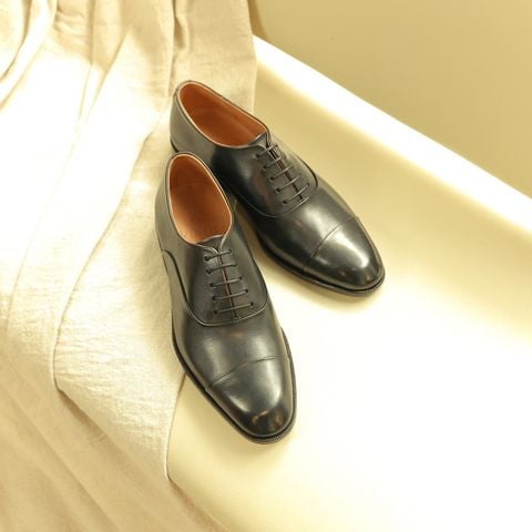 Harry Hart - Giày Captoe Oxford Màu Đen Đế Cao Su – Vindi Shoes
