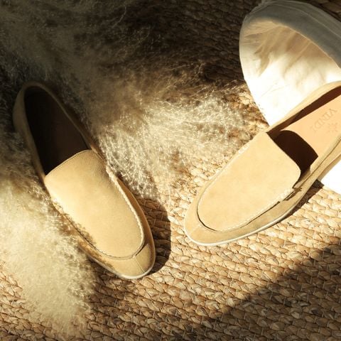  BEIGE LABEL - DRAGON LITE - GIÀY LOAFER RÚT MOCCASIN DA LỘN MÀU BEIGE ĐẾ CAO SU SIÊU NHẸ 