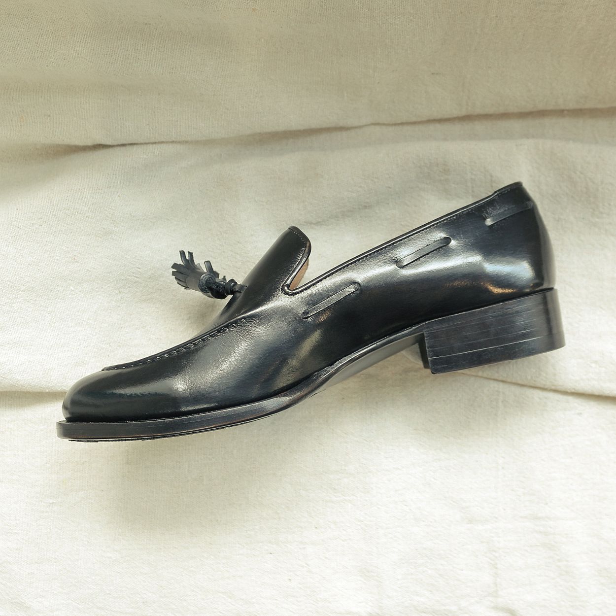 BLUE LABEL CALFSKIN TASSEL LOAFER GOODYEAR WELT VINDI SHOES