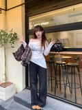  Áo tay dài lệch vai in chữ xéo tà 9617 