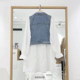  Đầm SM trắng + gile jean túi hộp 386 