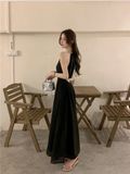  Đầm dây đen cổ yếm hở lưng 8889 