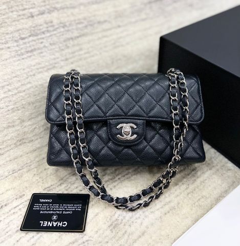  Chanel Classic Small Caviar 