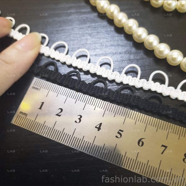  Dây cúc đan bán nguyệt #020202 