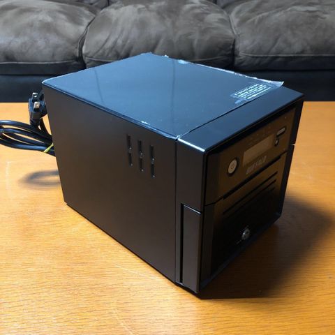  NAS Buffalo TeraStation TS3200D 