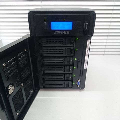  NAS Buffalo TeraStation WS5600D 