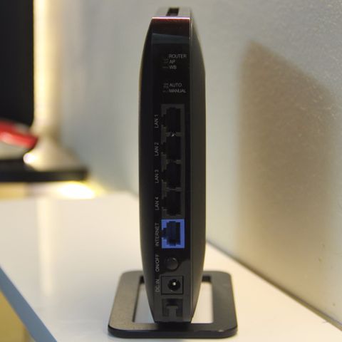  Router Wifi Buffalo WSR 1166DHP 