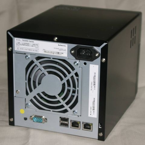  NAS Buffalo TeraStation TS3200D 