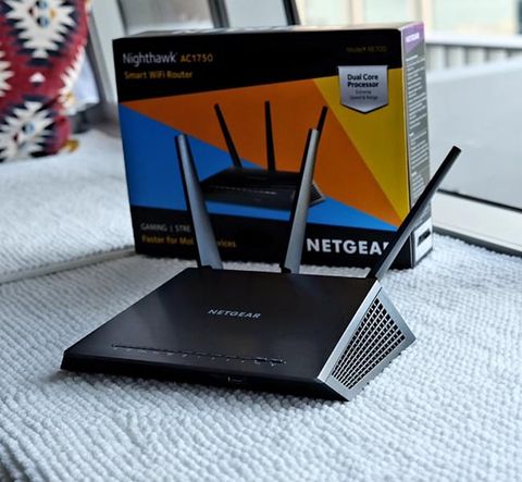  NETGEAR Nighthawk R7000 