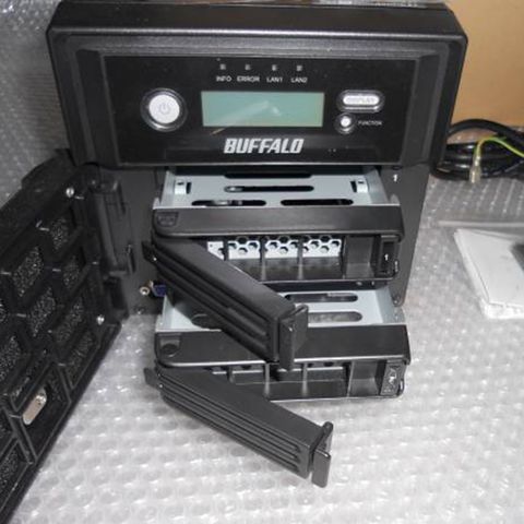  NAS Buffalo TeraStation TS5200D 
