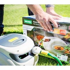 Ống cuộn tưới vườn thu dây tự động 20m Holman – Úc
