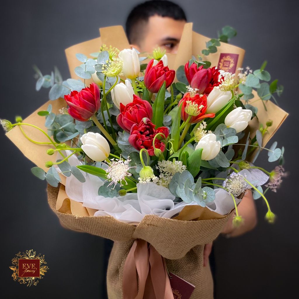  Bó hoa Tulip 2 loại 