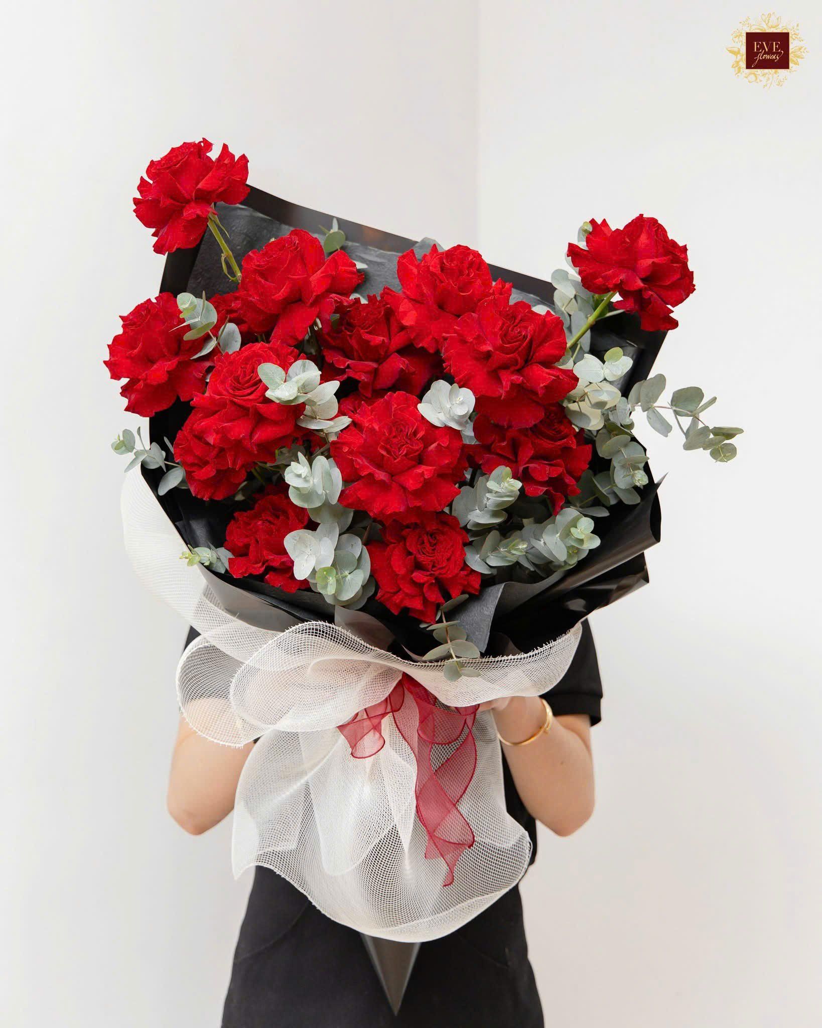 Love In Bloom 