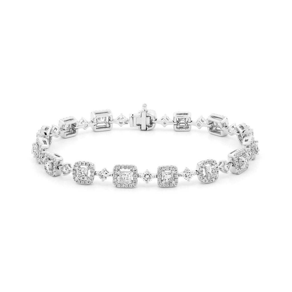 Lắc tay vàng trắng 18K gắn kim cương DOJI AFBR000472D2DA1 