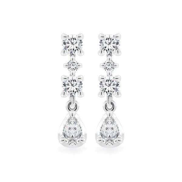 Hoa tai vàng trắng 14K gắn kim cương DOJI AFER400137F2DA1