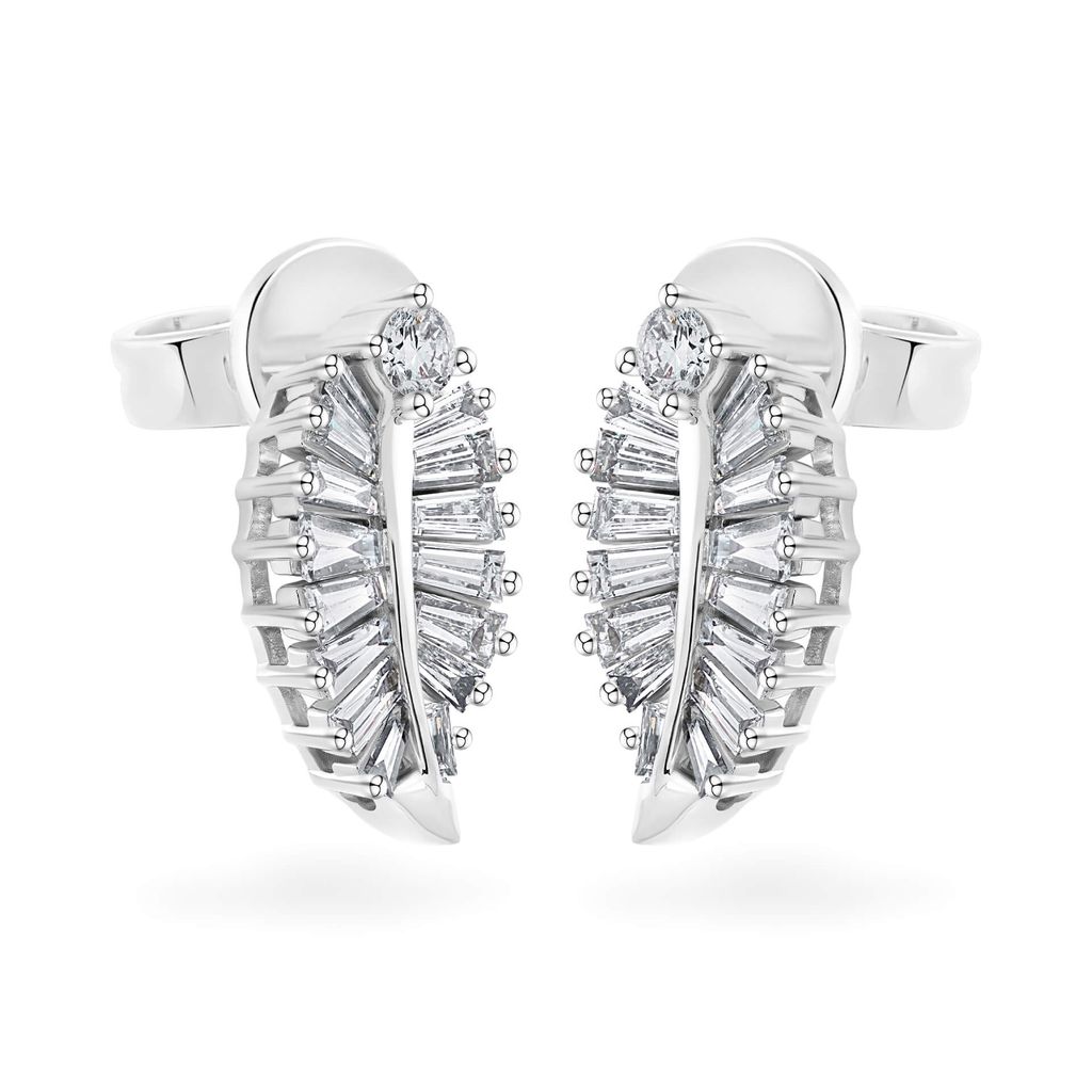 Hoa tai vàng trắng 14K gắn kim cương DOJI AFER700035F2DA1 