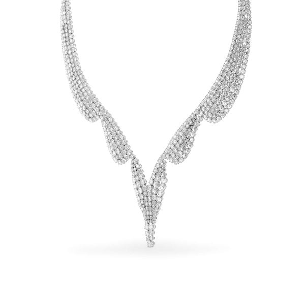 Kiềng cổ vàng trắng 18K gắn kim cương DOJI AFND000357D2DA1