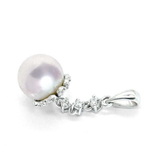 Mặt dây vàng trắng 14K gắn ngọc trai Freshwater DOJI AFPI000148F2PL1