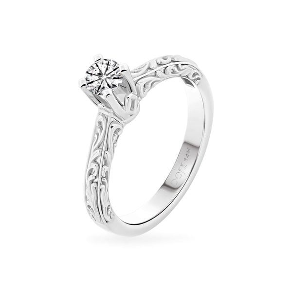 Nhẫn vàng trắng 14K gắn kim cương DOJI AFRB100122F2HA1