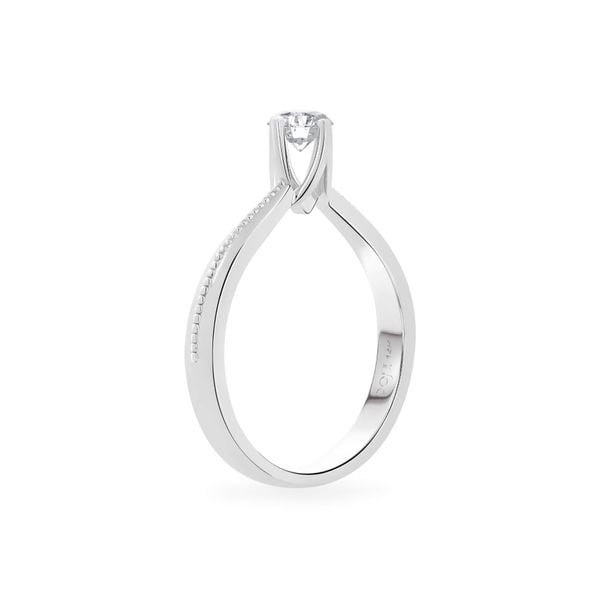 Nhẫn đính hôn vàng trắng 14K gắn kim cương DOJI AFRE000018F2NN1