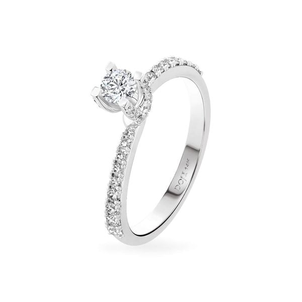 Nhẫn đính hôn vàng trắng 14K gắn kim cương DOJI AFRE010026F2HA1