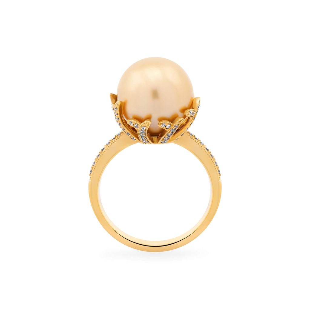 Nhẫn vàng vàng 18K gắn ngọc trai DOJI AFRI002500D1SS1 