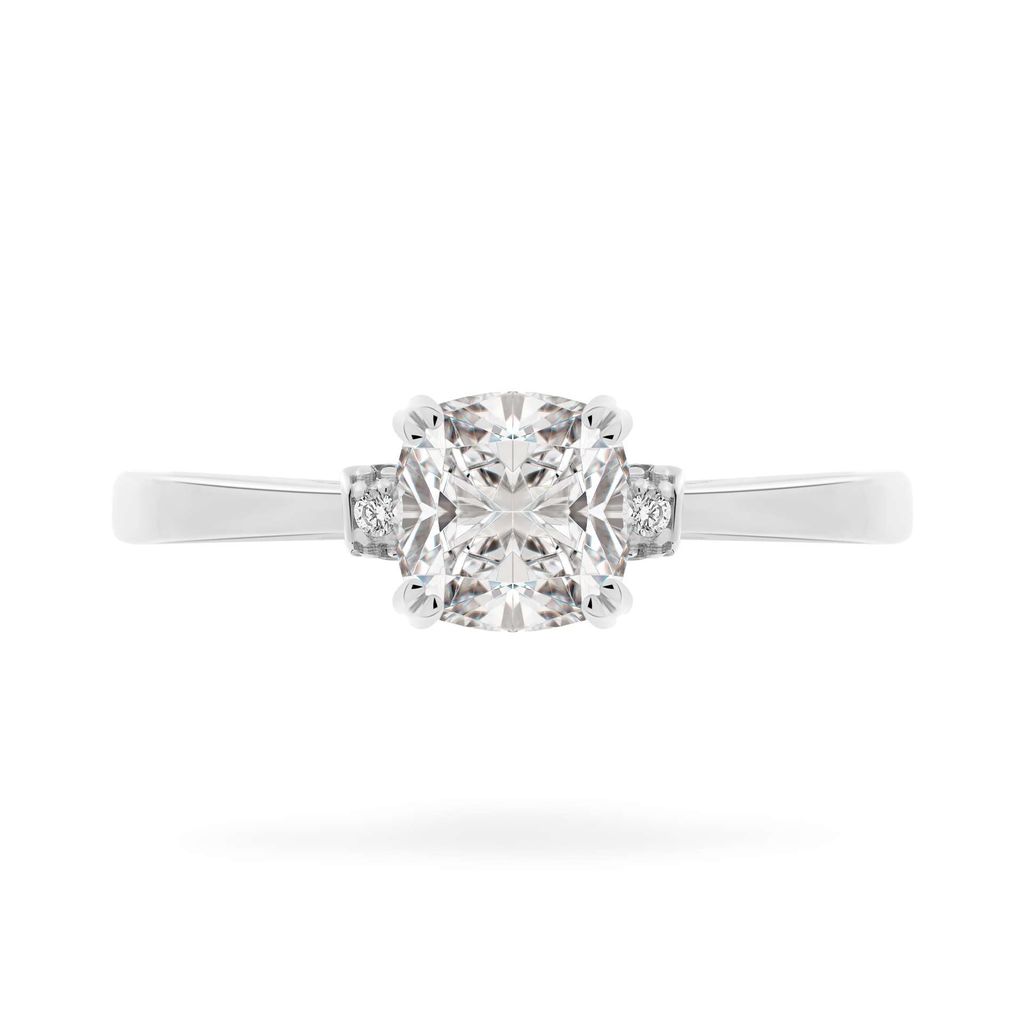 Nhẫn vàng trắng 14K gắn đá CZ DOJI AFRJ000125F2CZ1 