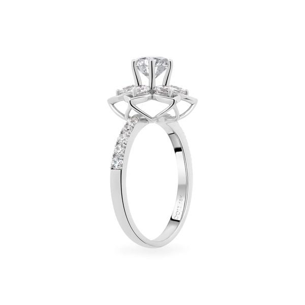 Nhẫn vàng trắng 18K gắn đá CZ DOJI AFRM300413D2CZ1