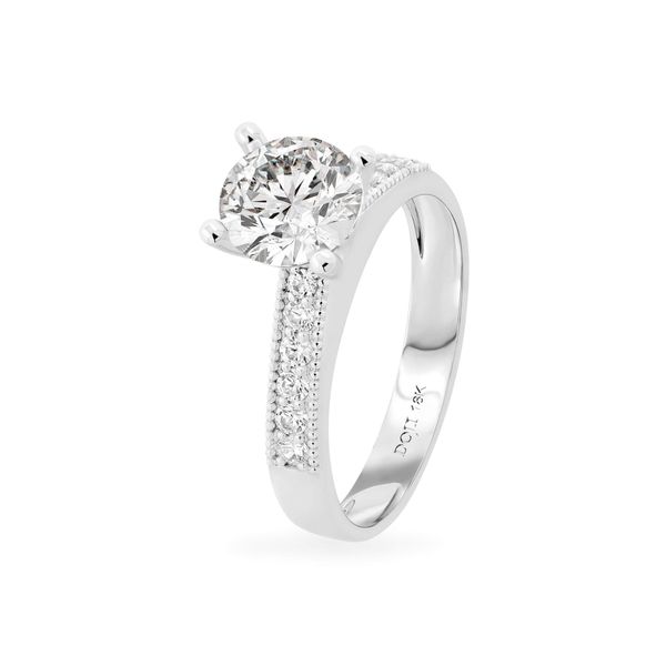 Nhẫn vàng trắng 18K gắn đá CZ DOJI AFRM400383D2CZ1