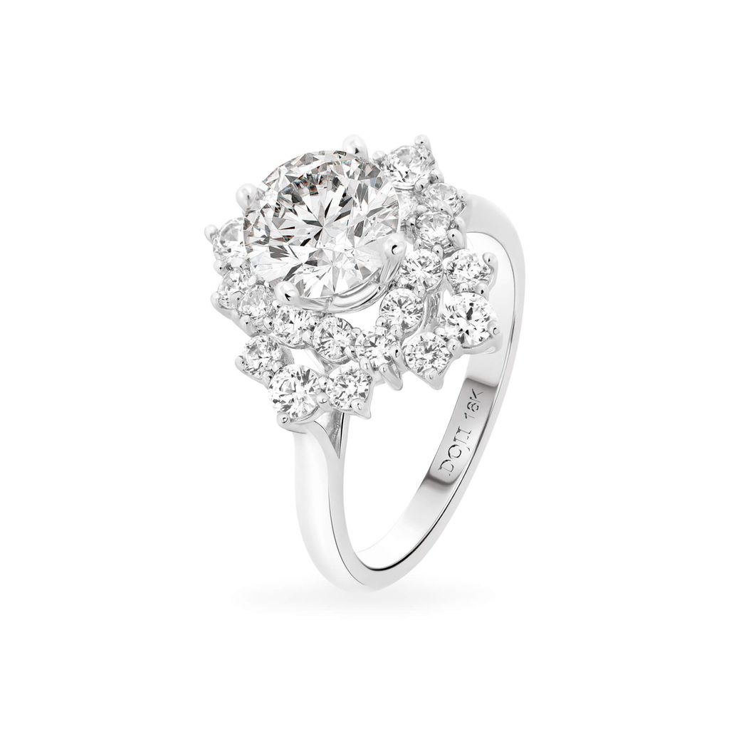 Nhẫn vàng trắng 18K gắn đá CZ DOJI AFRM500165D2CZ1 