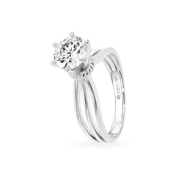 Nhẫn vàng trắng 18K gắn đá CZ DOJI AFRM500172D2CZ1