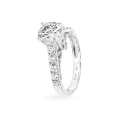 Nhẫn vàng trắng 18K gắn đá CZ DOJI AFRM500236D2CZ1