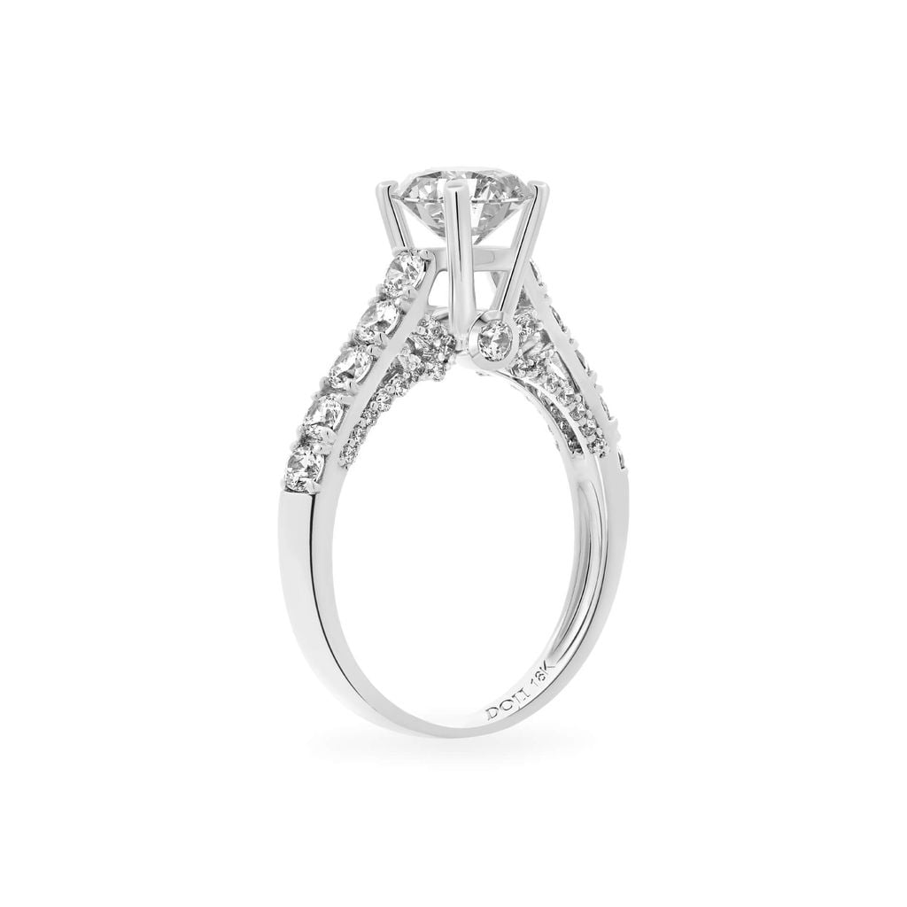 Nhẫn vàng trắng 18K gắn đá CZ DOJI AFRM500236D2CZ1 