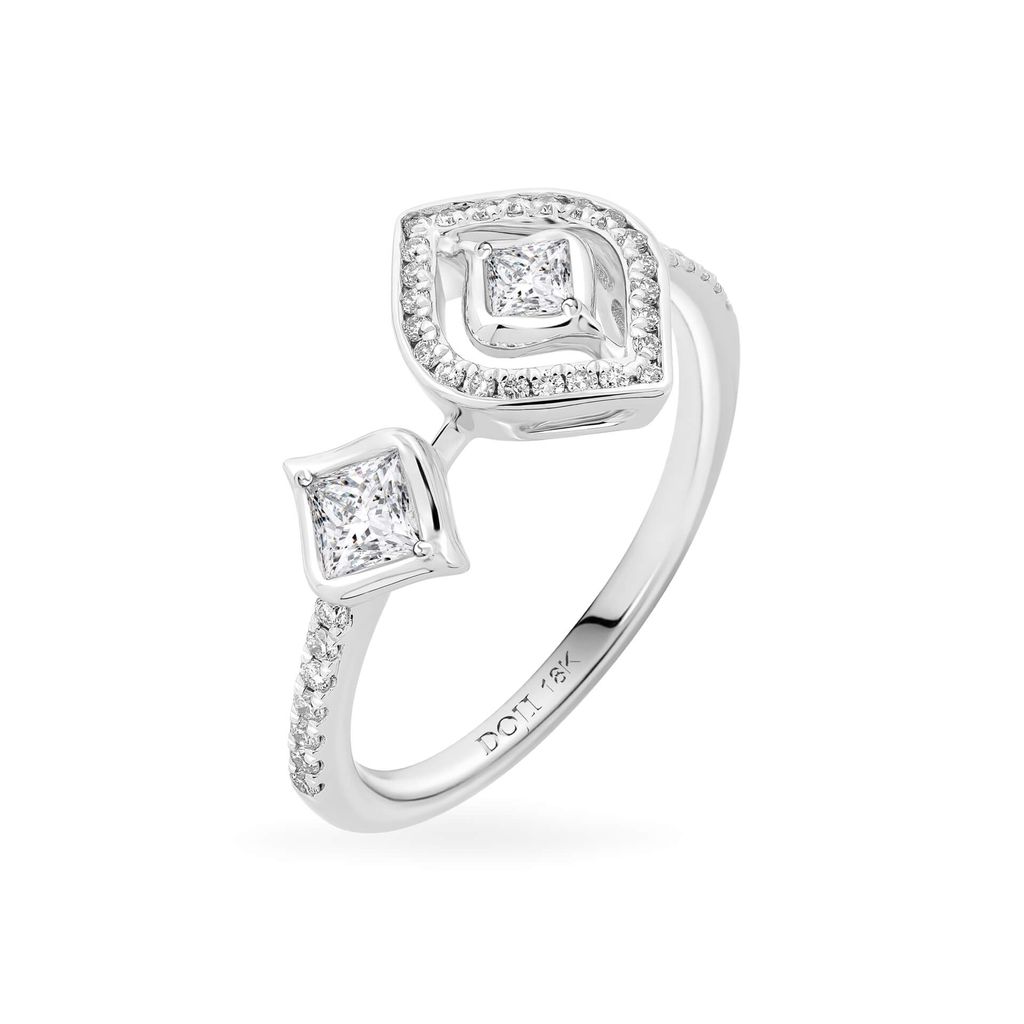 Nhẫn vàng trắng 18K gắn kim cương DOJI AFRR000451D2DA1 