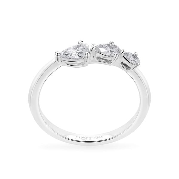 Nhẫn vàng trắng 14K gắn kim cương DOJI AFRR000500F2DA1