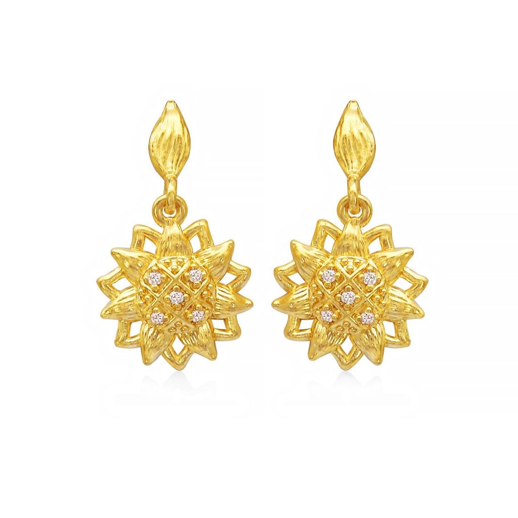 Hoa tai vàng 24K gắn đá CZ DOJI BLE7004120A1CZ1 