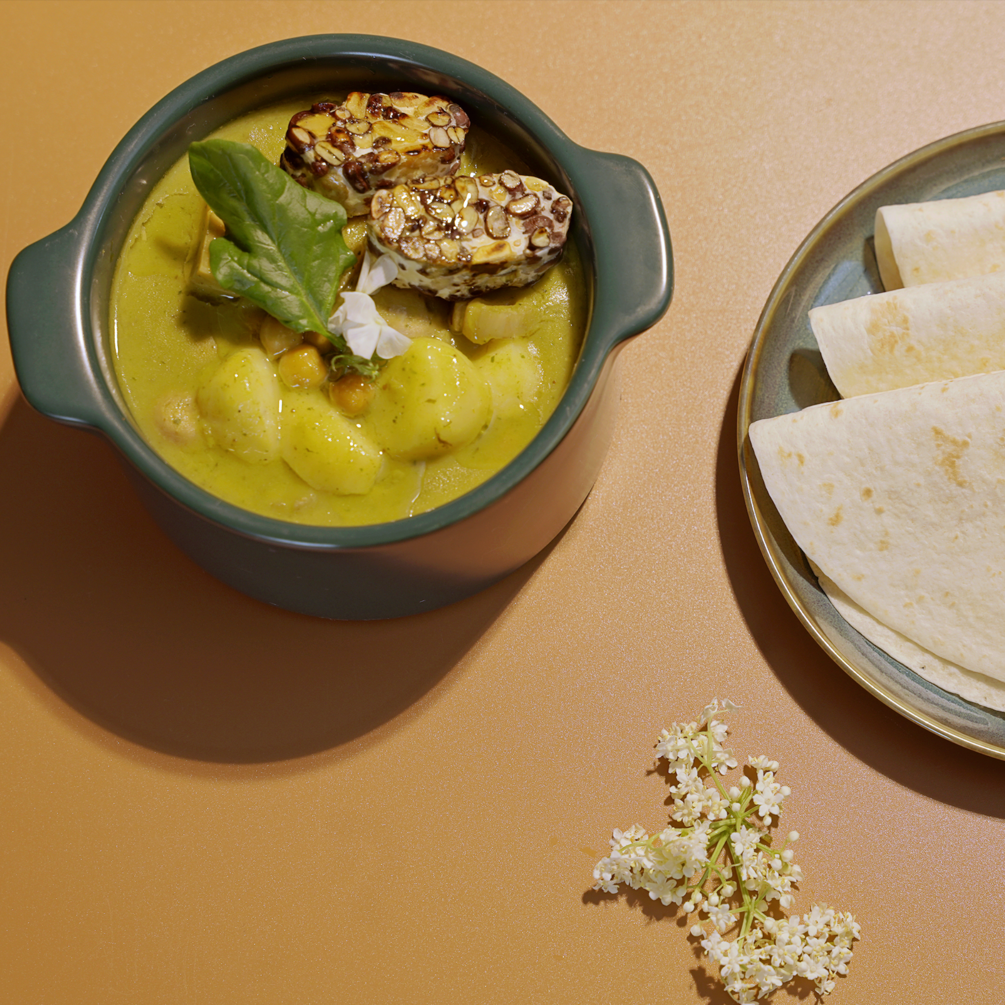  Cà Ri Thái Xanh (Kèm Bún/Bánh Mì) 