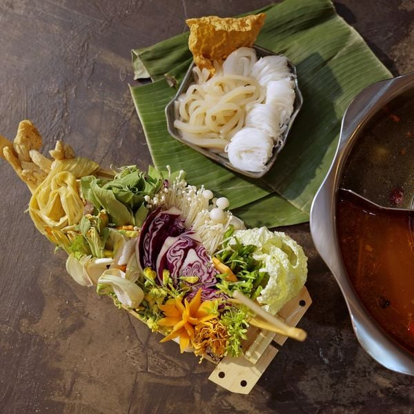  Lẩu SHAKTI 2 Vị Đặc Biệt 