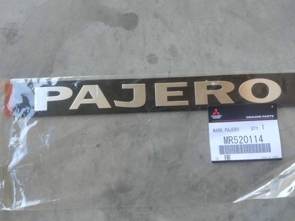 Mitsubishi MR520114 Genuine Mark Prjero