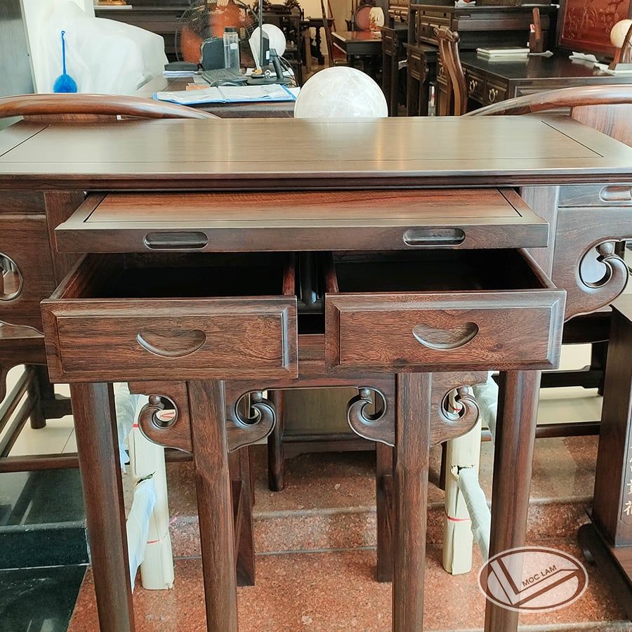 Bàn Thờ Nách Mây - B144A