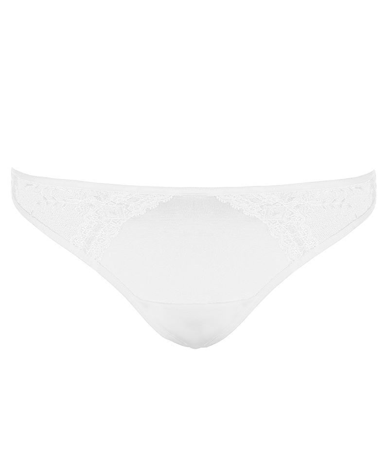  Quần lót Elle lọt khe 