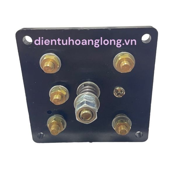  Công tắt xoay 4 nấc 100A 