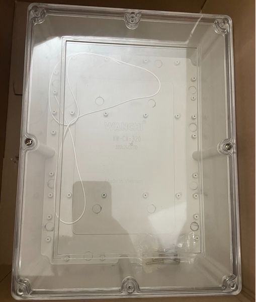  Hộp Wanchi trắng 32F MICA ( 320 x240x110mm) 