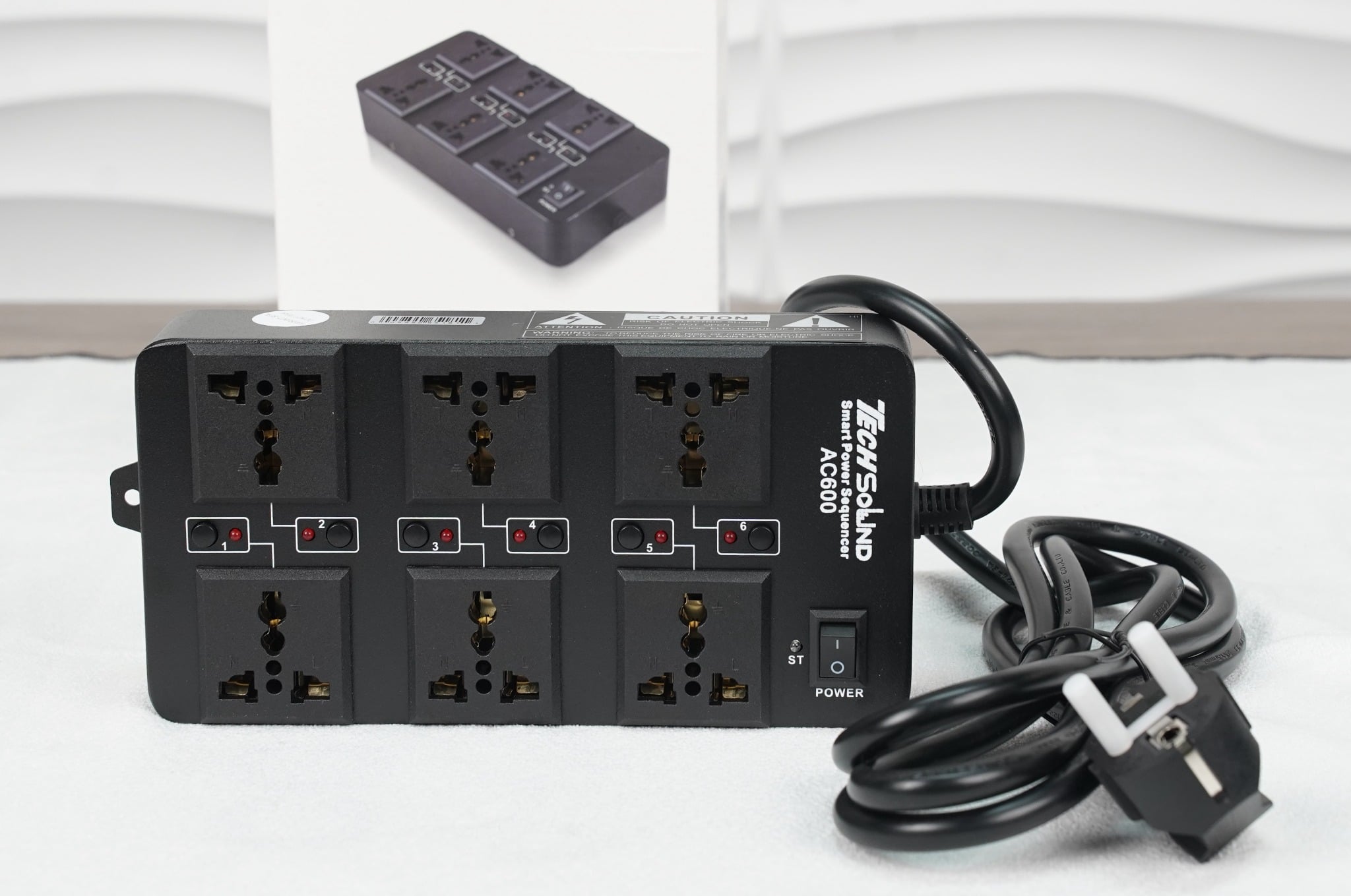 Ổ cắm điện bật tắt tự động tuần tự Techsound AC600