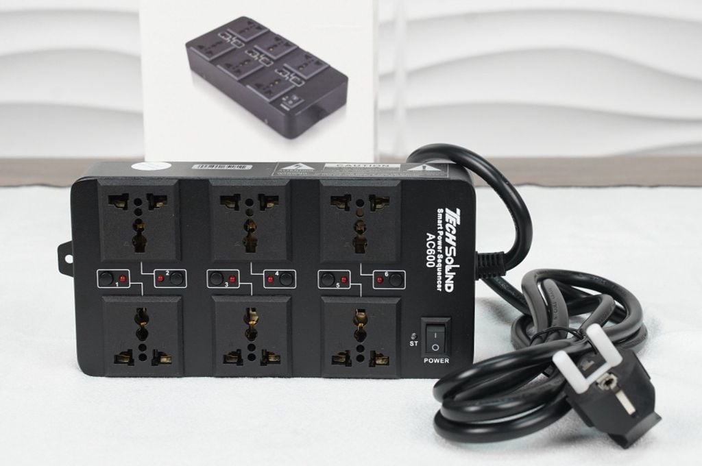 Ổ cắm điện bật tắt tự động tuần tự Techsound AC600