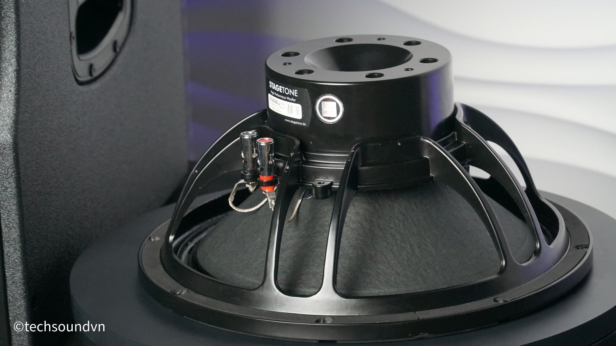 Loa Subwoofer 4Acoustic 112BS Black