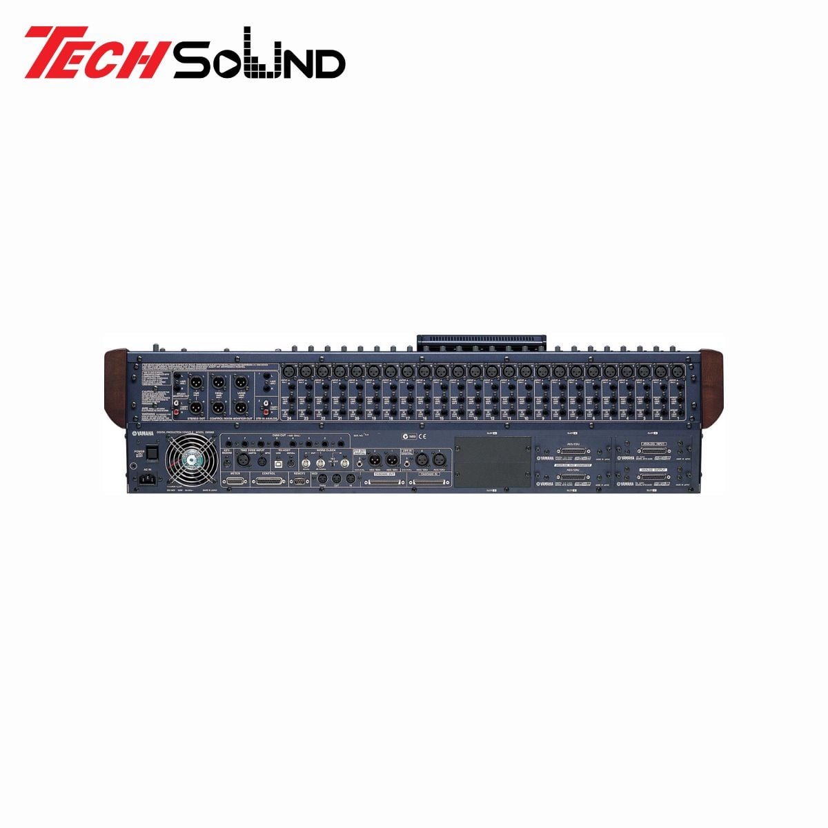 Mixer Yamaha 96 inputs Digital DM2000VCM